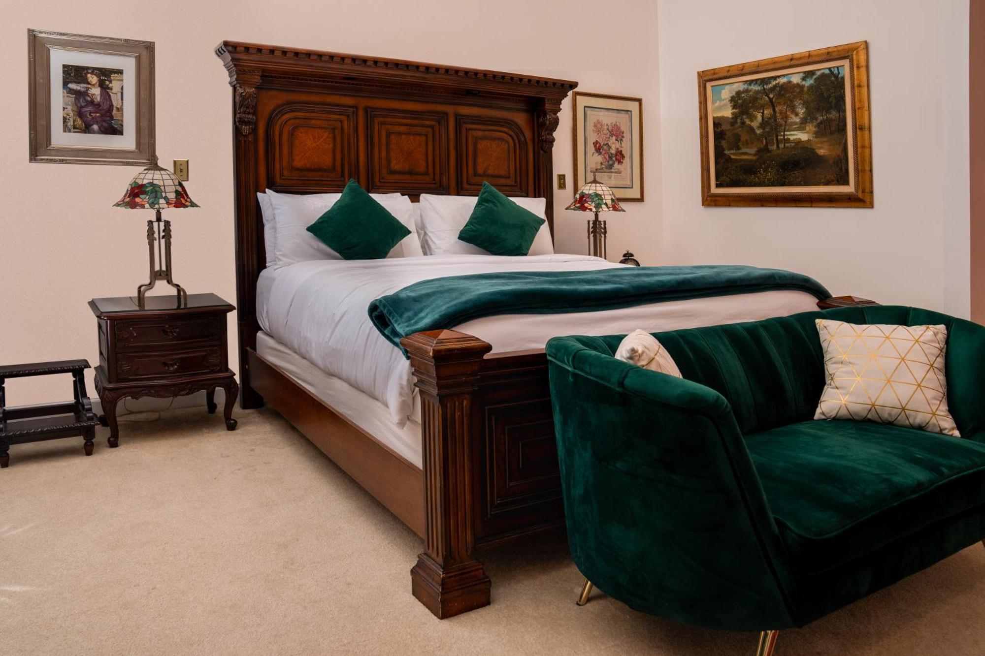 Stone Manor Boutique Inn Britain 外观 照片