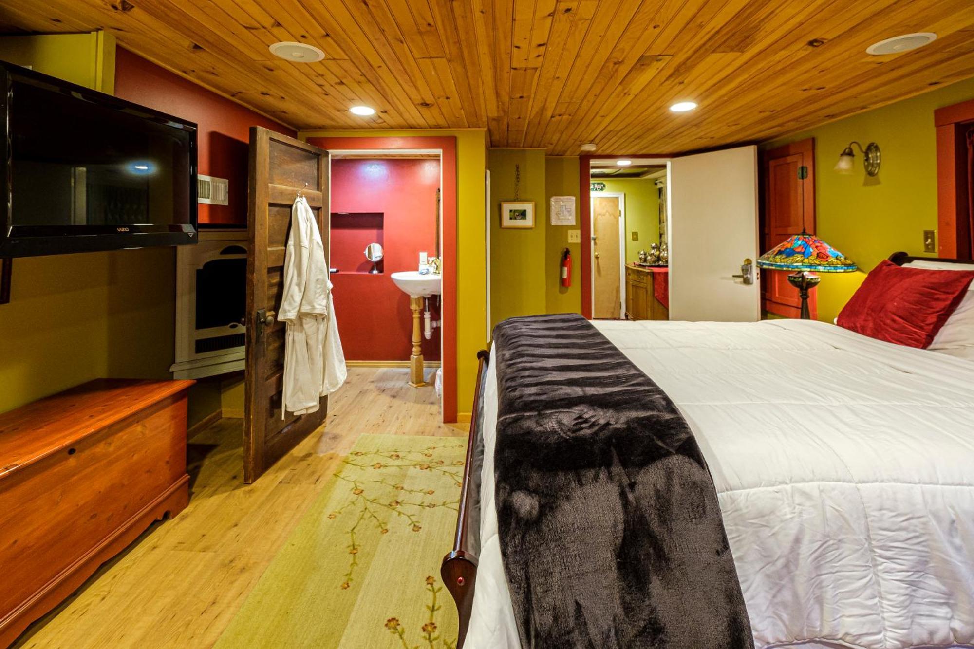 Stone Manor Boutique Inn Britain 外观 照片
