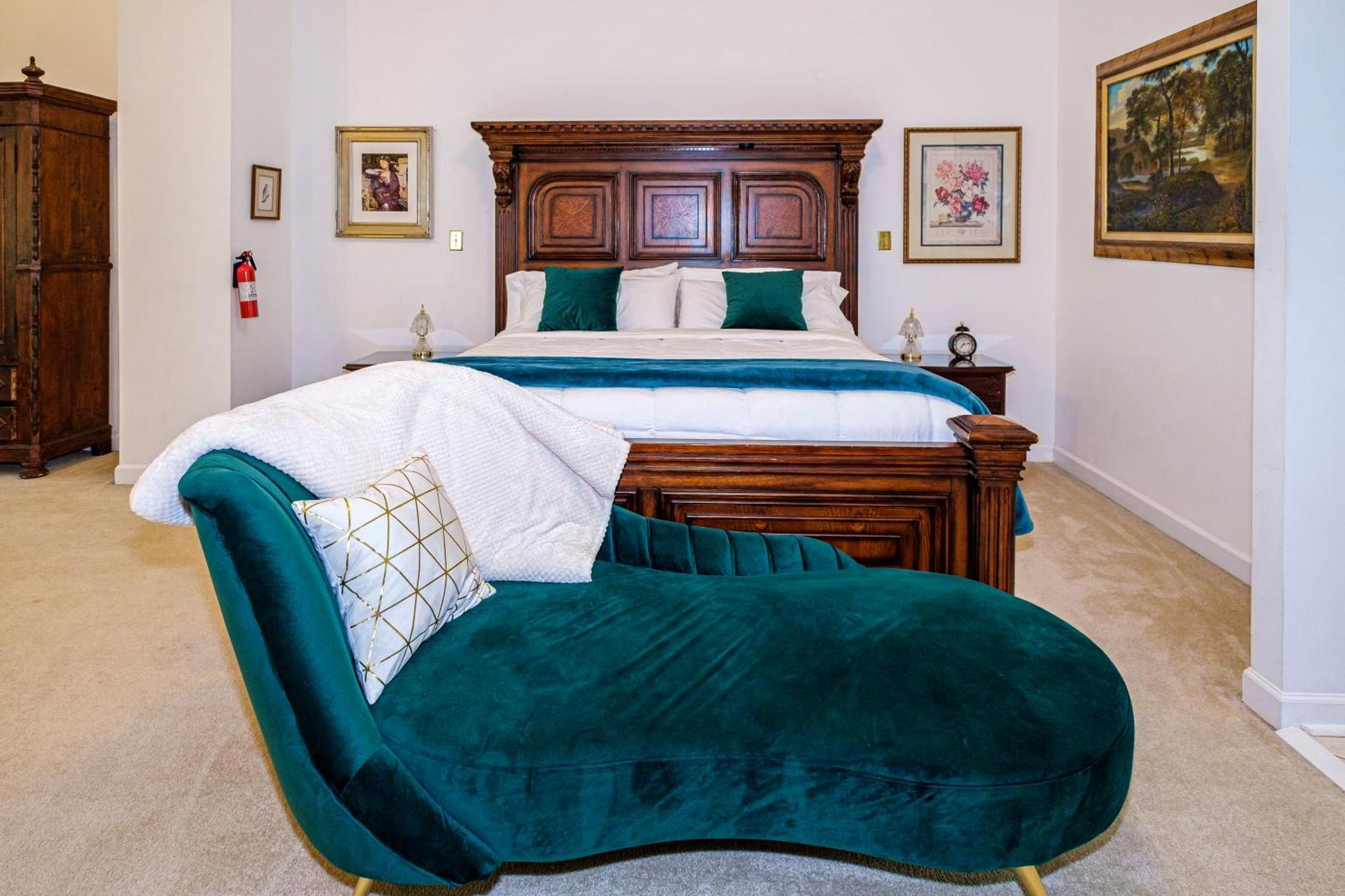 Stone Manor Boutique Inn Britain 外观 照片
