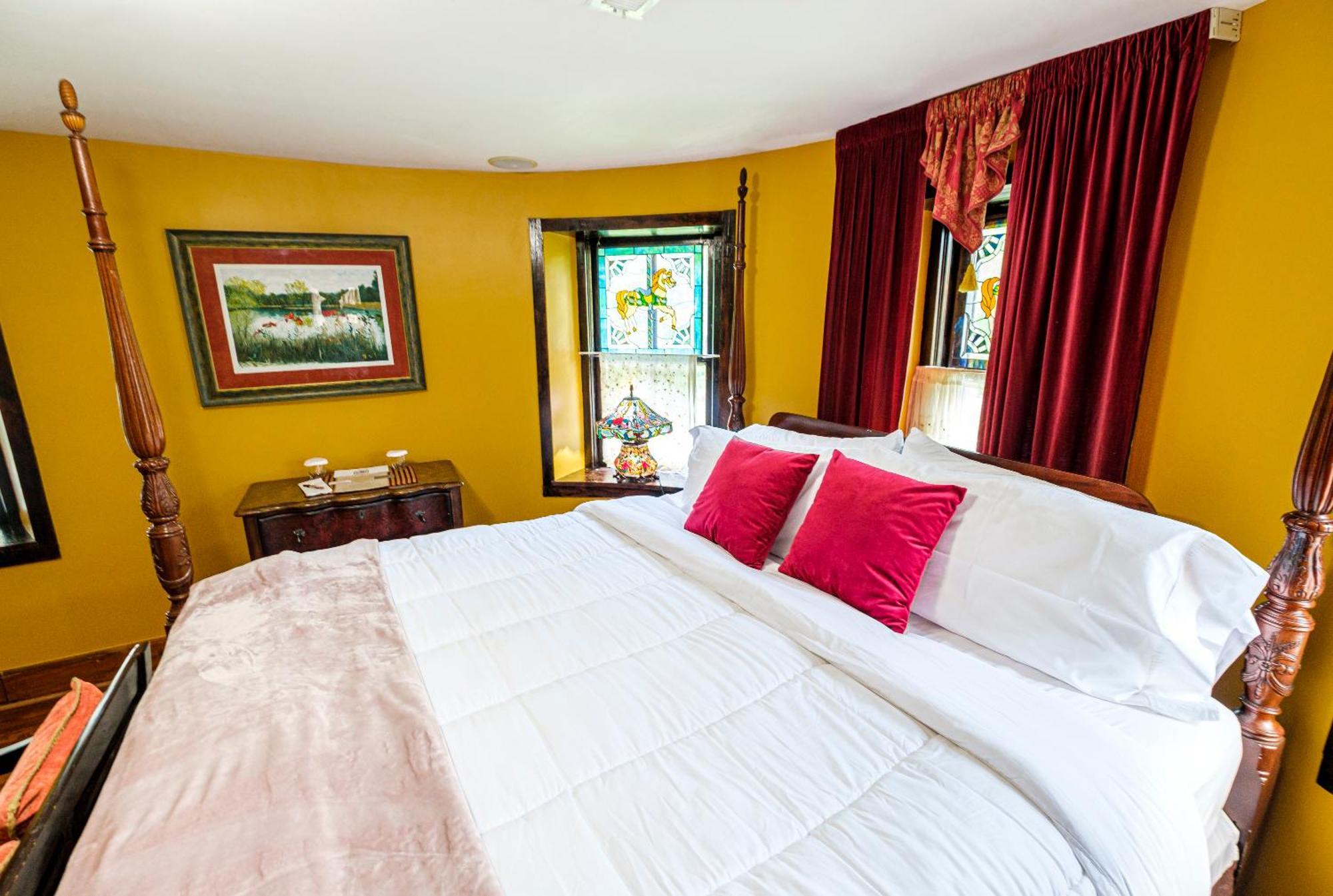 Stone Manor Boutique Inn Britain 外观 照片