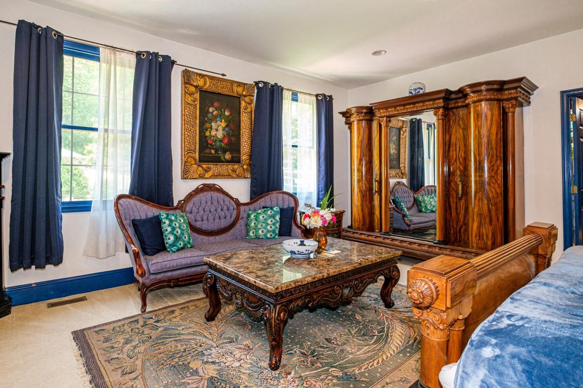 Stone Manor Boutique Inn Britain 外观 照片